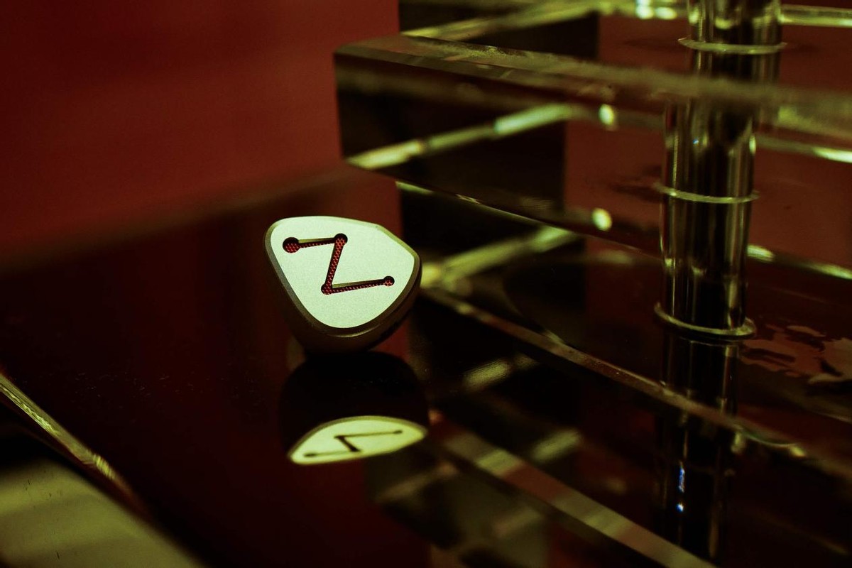 【首发详评】别人卷动铁它卷动圈LETSHUOER铄耳DZ4可“意难平”啊