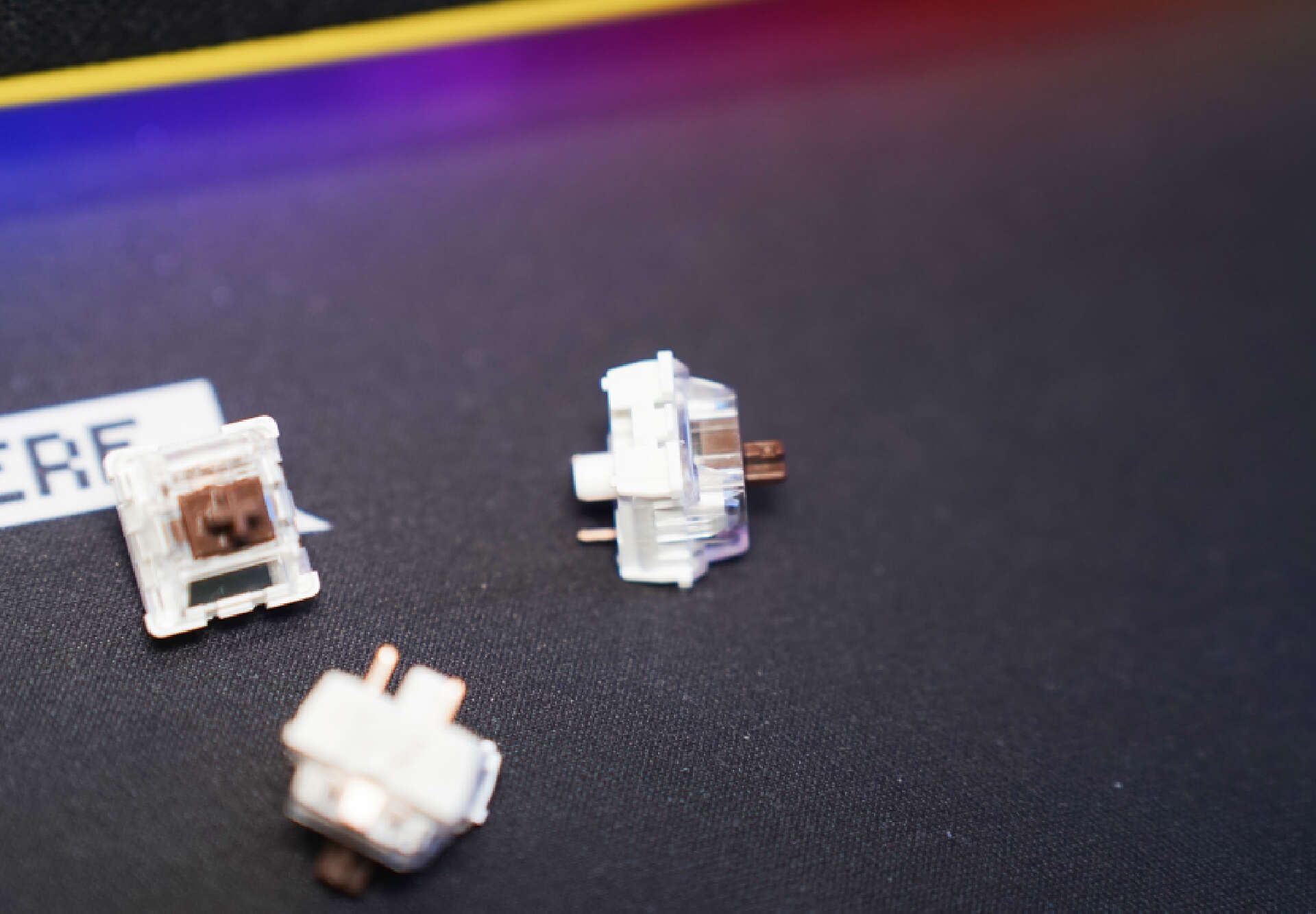 黑爵aj199和雷蛇v3差距,黑爵鼠标aj199和pro