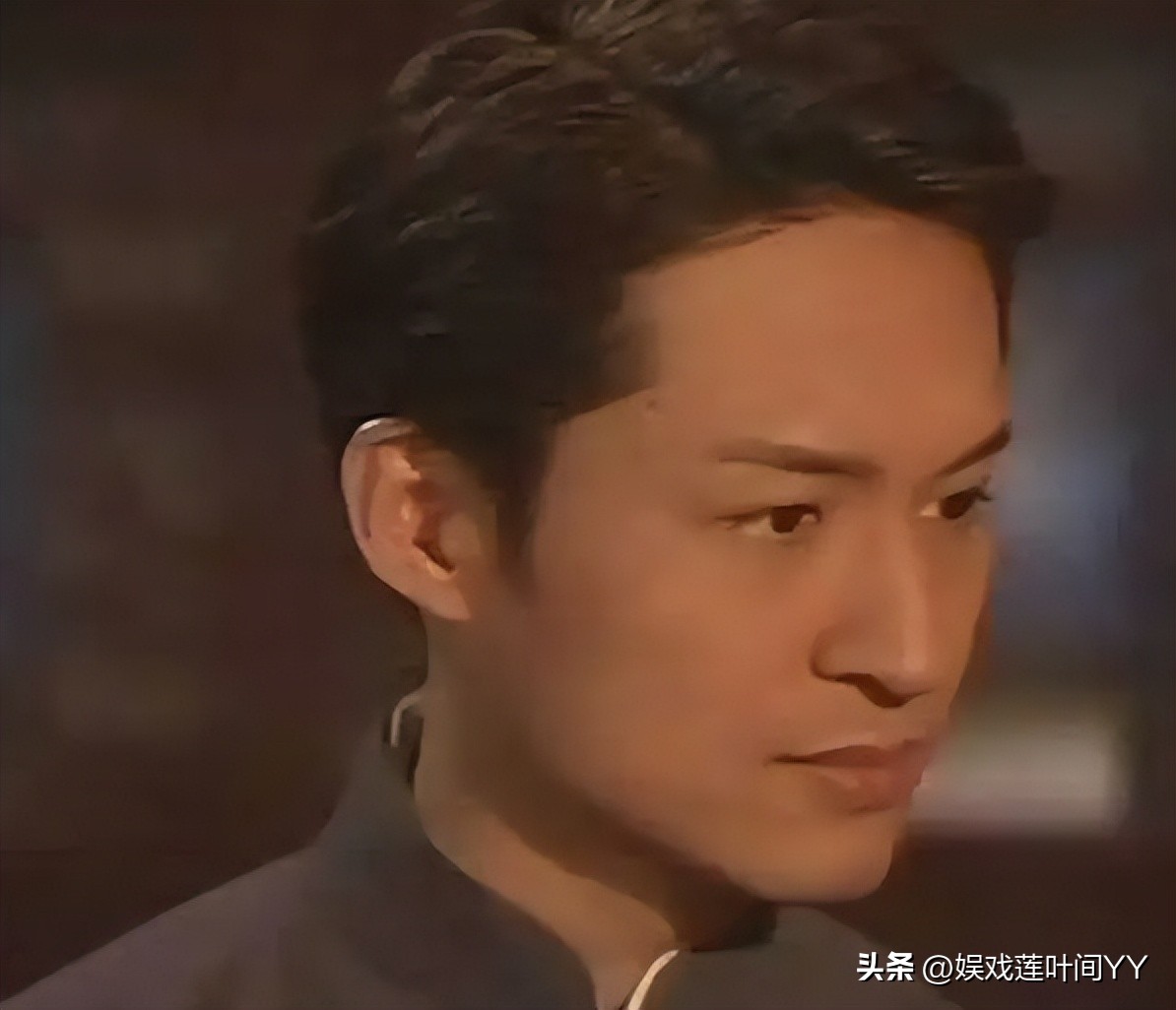 杜德伟长得不帅但是很有魅力,杜德伟年轻时候长头发