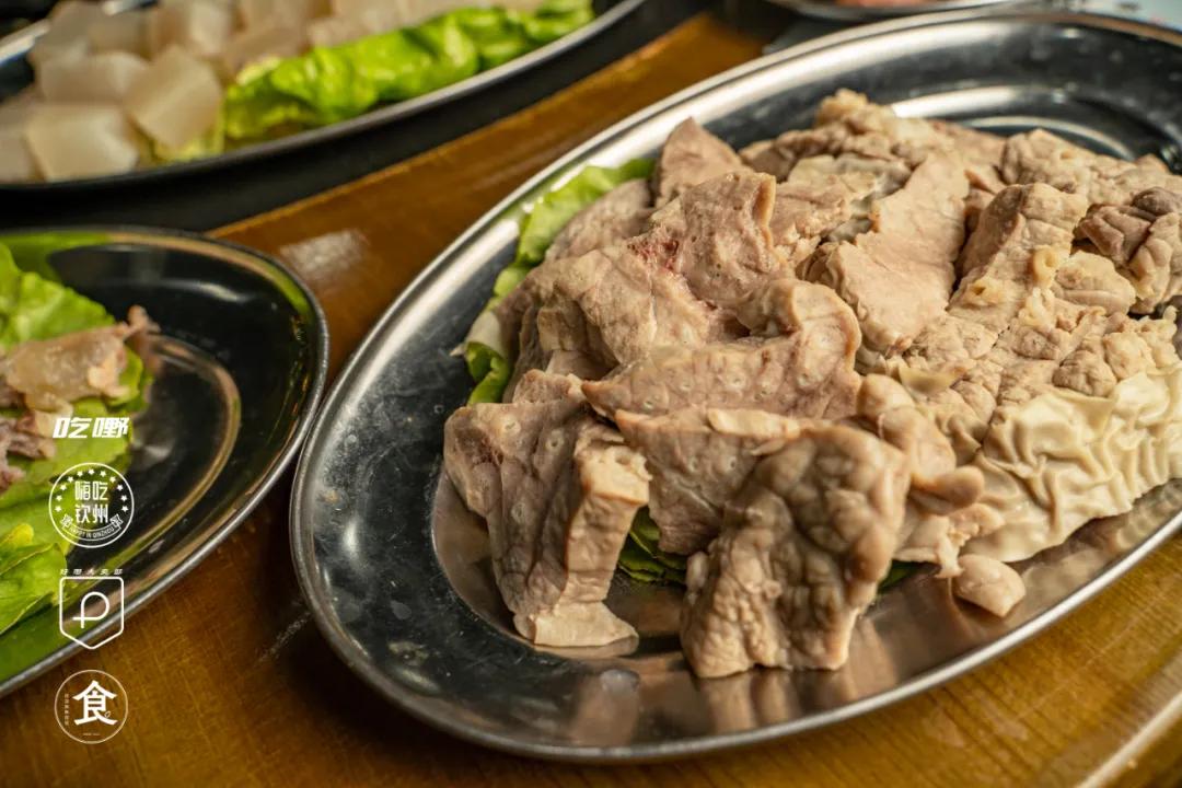 尝尝正宗的牛肉火锅,美食不可辜负首顿堂食全牛宴火锅