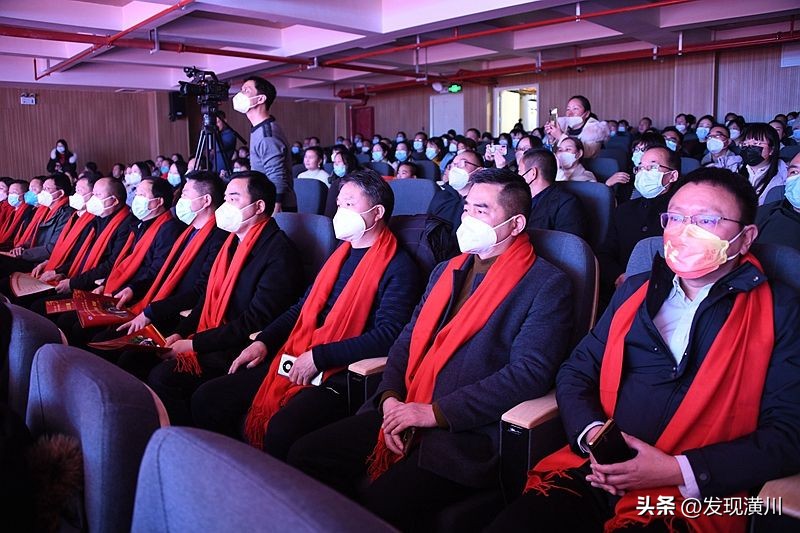 潢川高级中学最美教师,潢川最美教师名单