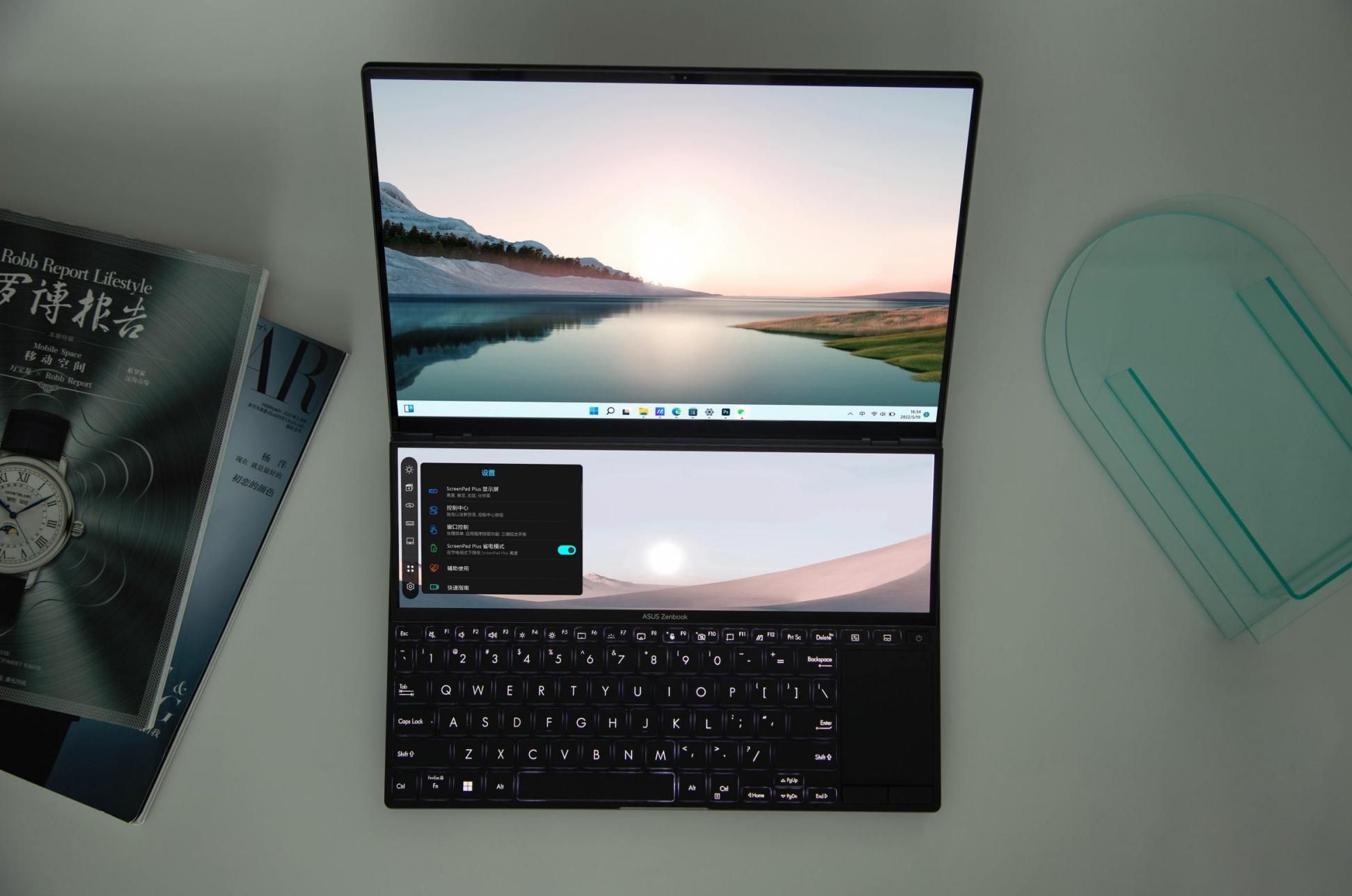 顶级屏幕白送一块？想提高学习办公效率，双屏笔记本值得一试！