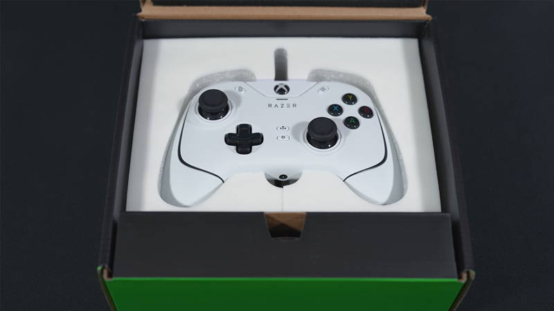 雷蛇幻影战狼v2手柄,雷蛇战狼竞技版手柄