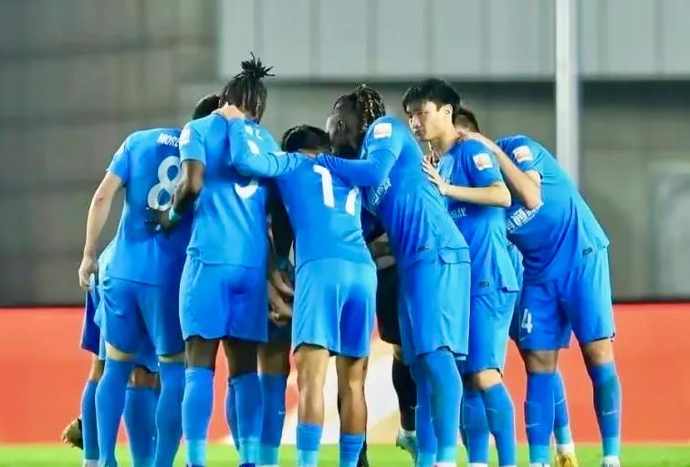 成都蓉城VS南通支云，目标亚洲蓉城争连胜，登蜀道支云力阻再溃败