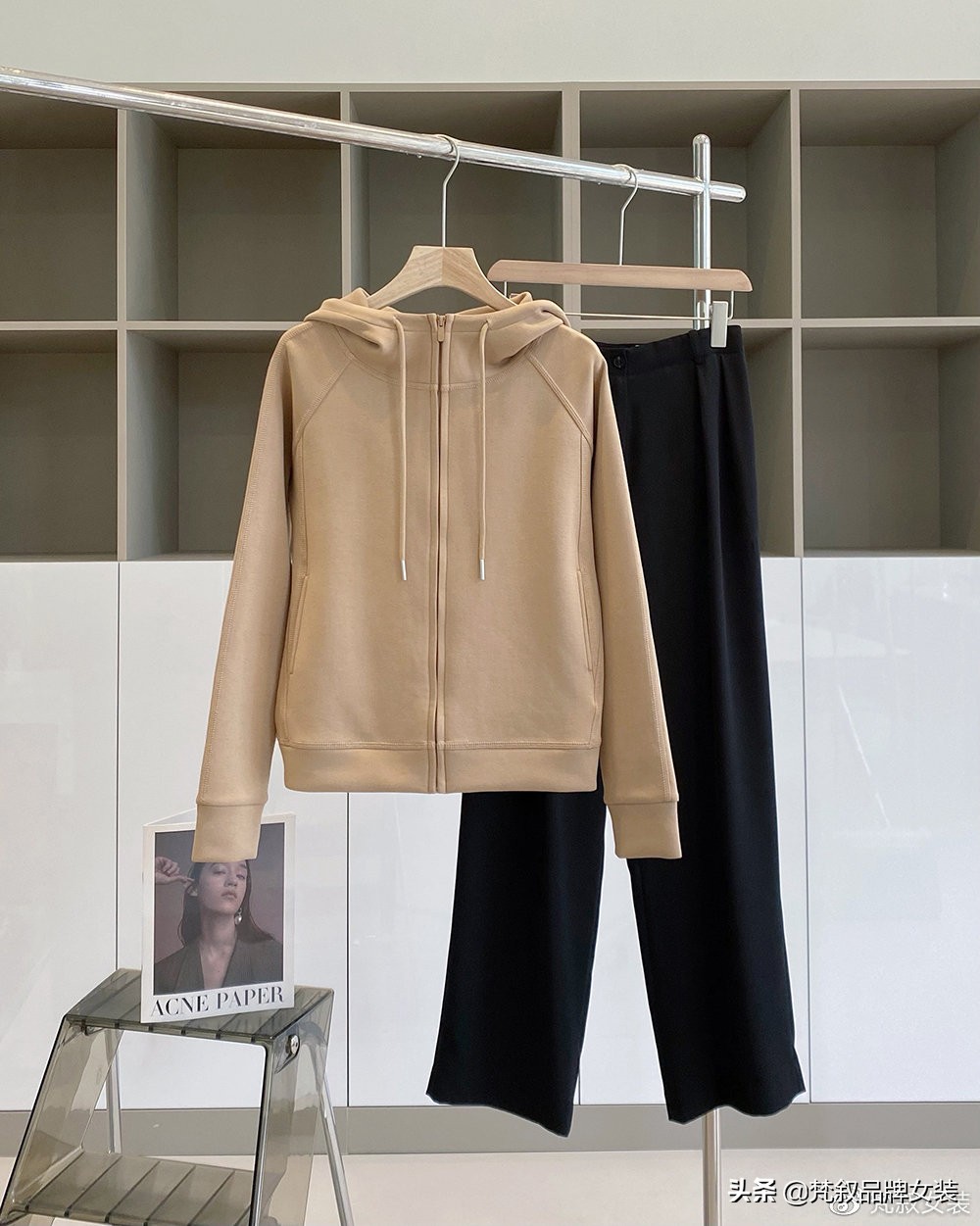 梵叙女装卫衣,阜新梵叙品牌女装集合店