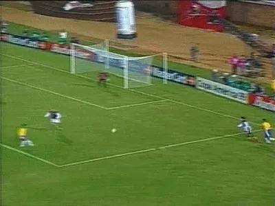 梅西的好大哥：罗纳尔迪尼奥-足球界的人间精灵