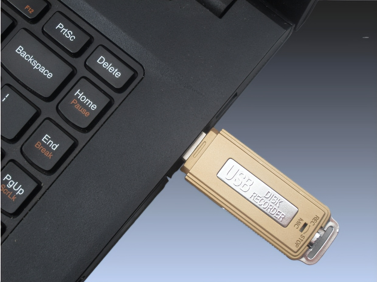 移动硬盘和u盘到底能不能热插拔,移动硬盘能热插拔吗