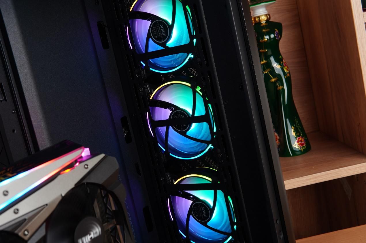 乔思伯d500多少钱,乔思伯机箱u4plus装几个硬盘