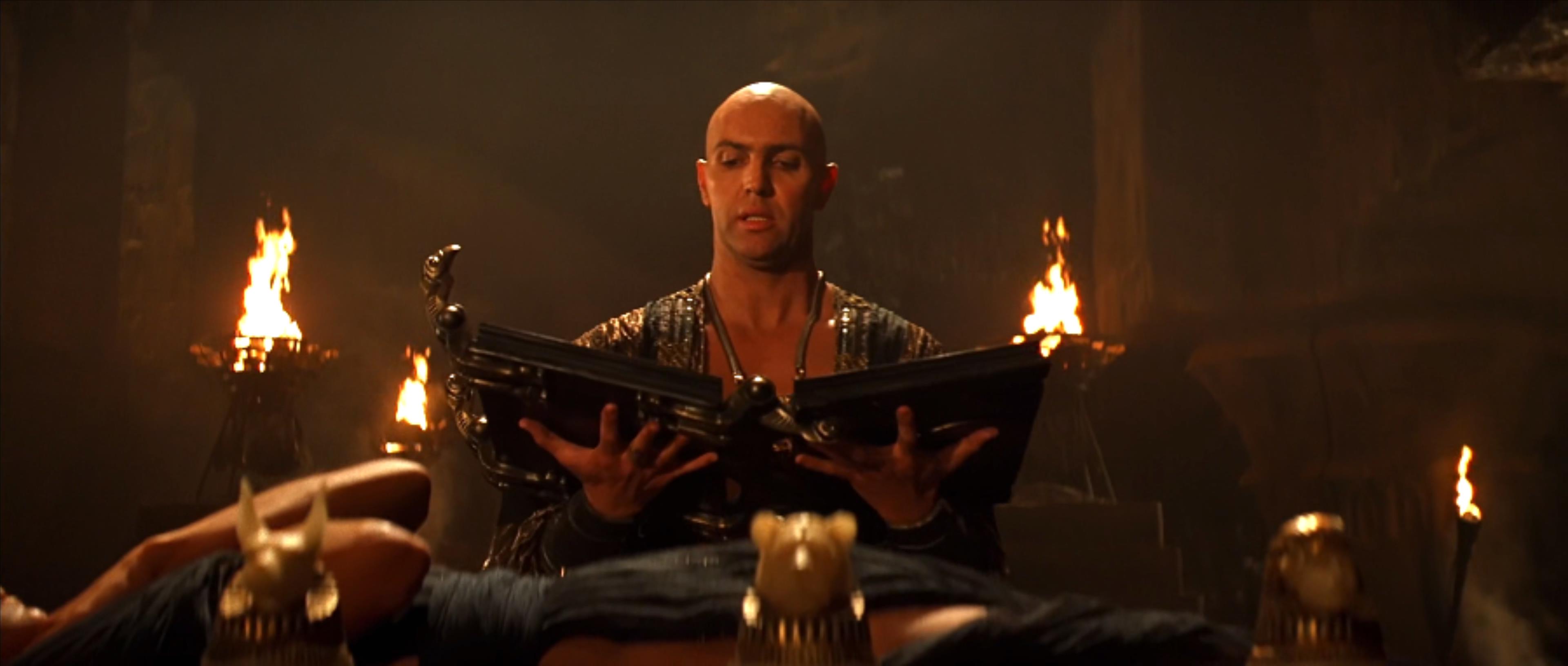 圣甲虫吃掉木乃伊,可怕的木乃伊圣甲虫