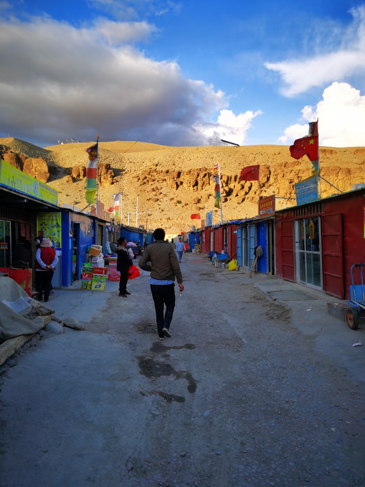 探洞发现世外桃源录像,探秘藏北无人区