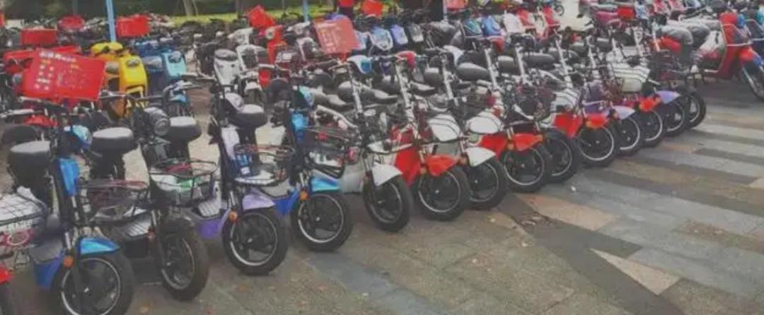 雅迪爱玛台铃同等价格时该选哪个,爱玛雅迪台铃哪个耐用质量好