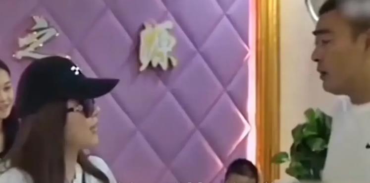 性骚扰！女子足浴店遭男技师“猥琐”，店家赔偿！