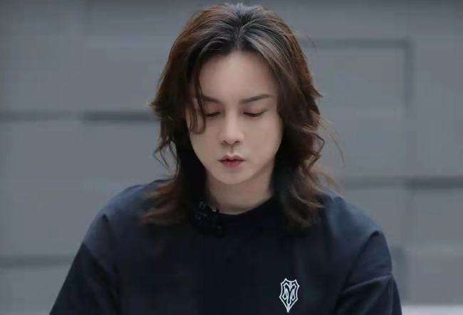 五位留长发的男明星最后一位最帅,野性长发肌肉男网红