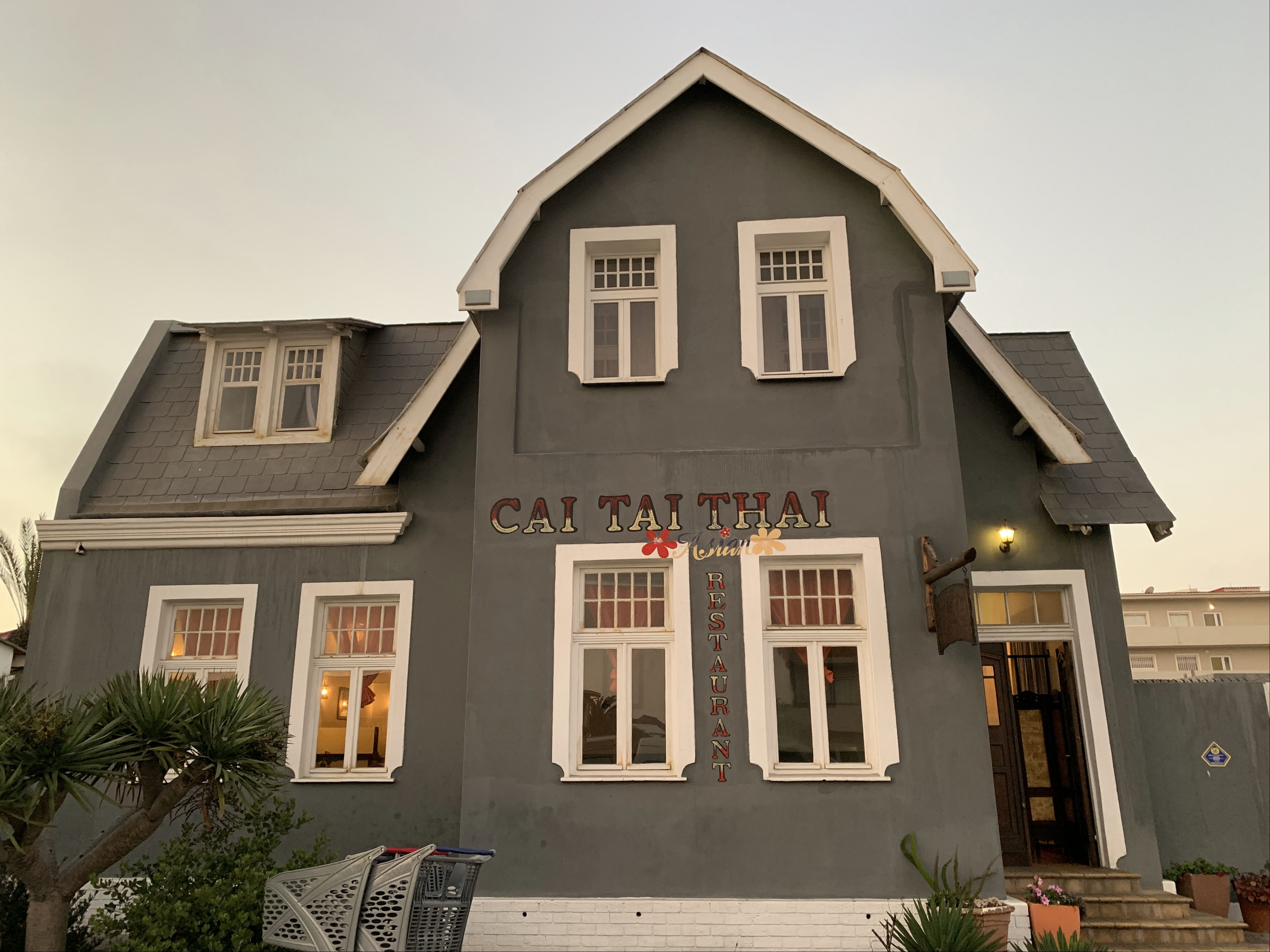 绾崇背姣斾簹绾㈣壊娌欐紶,绾崇背姣斾簹娌欐紶涔嬫梾