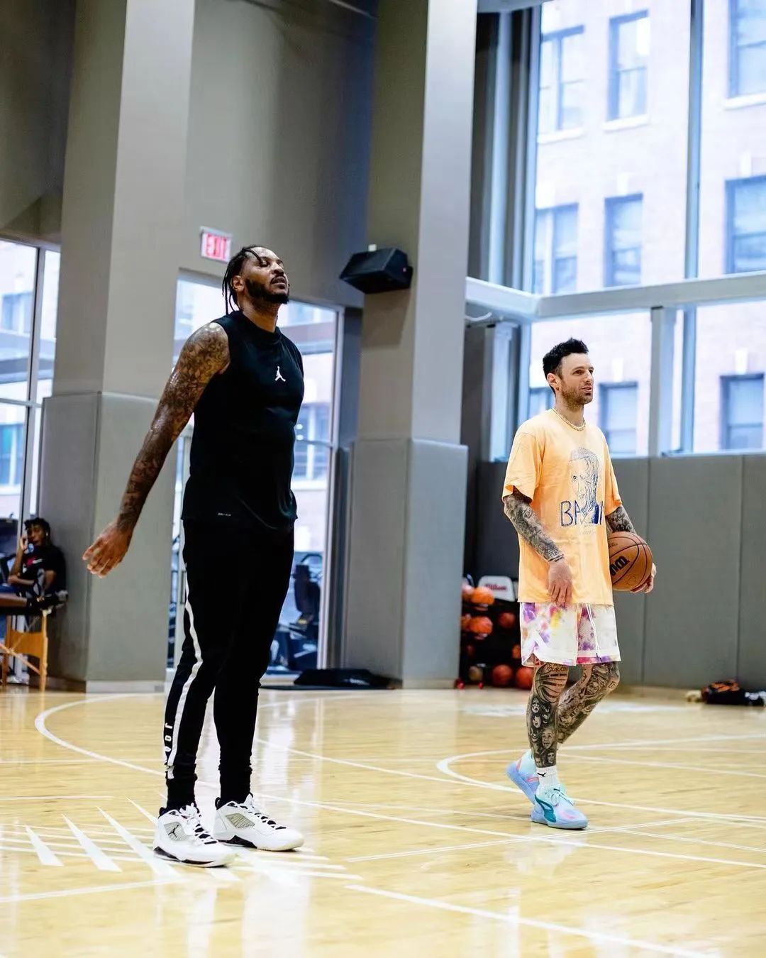 甜瓜安东尼签名鞋,安东尼生涯最高分穿的球鞋