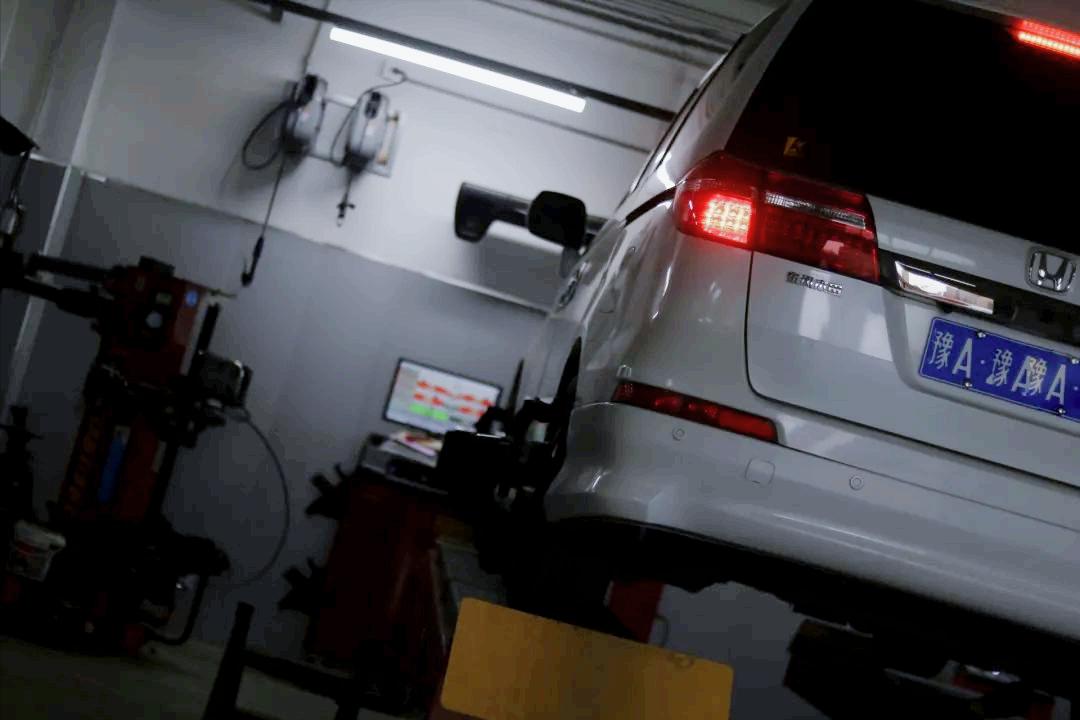 艾力绅可以象皇冠一样翻新吗,艾力绅12款整车翻新