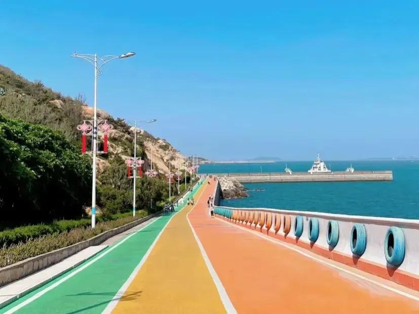 新形势下大学生就业的出路论文,当下就业形势到底有多严峻