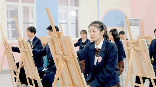 初中毕业男生读技校学什么专业好,初中男生学什么专业有前途