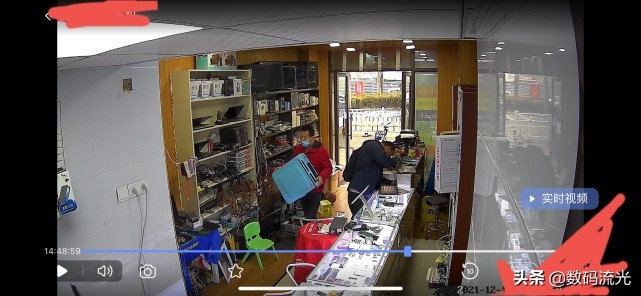 电脑屏幕四边黑显卡坏了,电脑显示黑白是不是显卡坏了