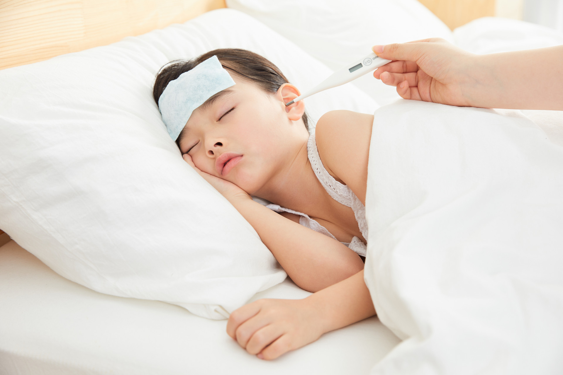 感冒引起的中耳炎一般几天能恢复,孩子感冒需要警惕中耳炎视频