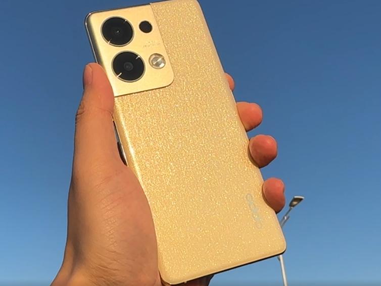 老年人购买哪种智能手机实用,老年人用什么智能手机好便宜