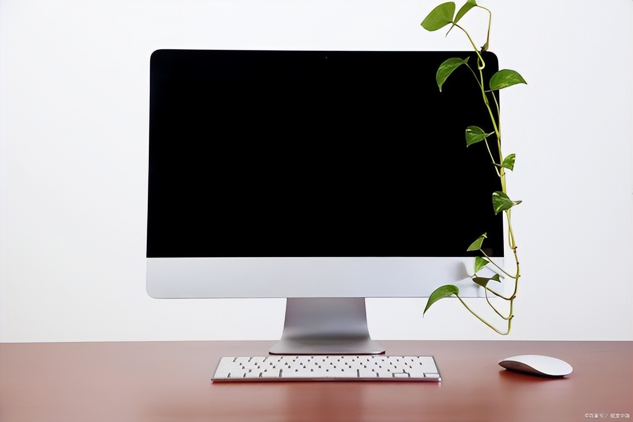 家庭用电脑台式机好还是笔记本好,家用买台式电脑还是笔记本好