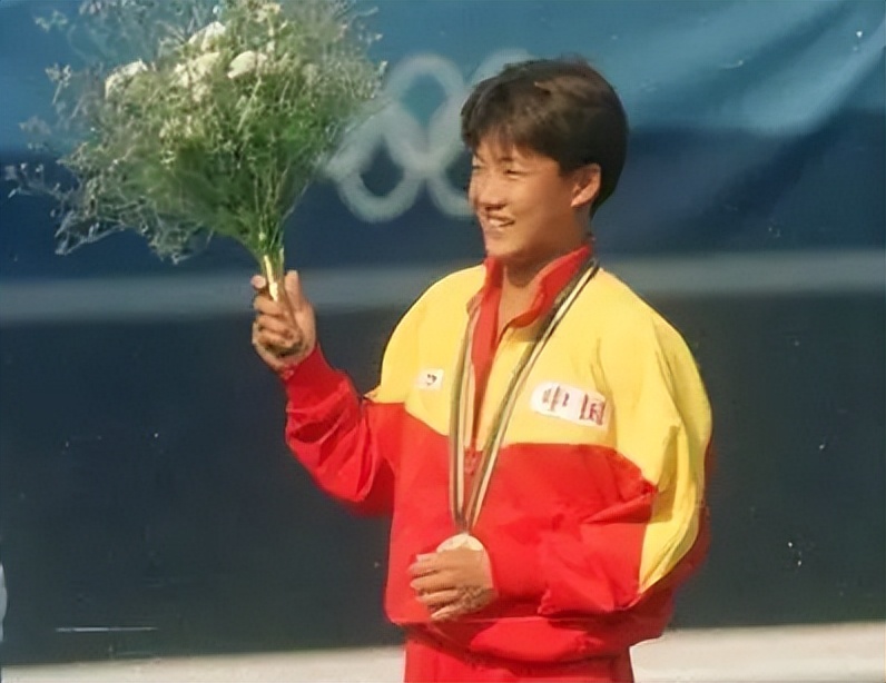 跳水女王伏明霞发福明显,跳水皇后伏明霞吉尼斯世界纪录