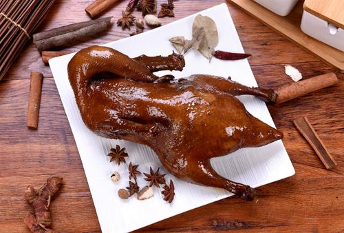 舌尖上的中国菜——浅论全国各地的特色美食