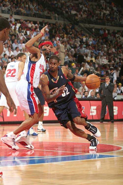 nba拉里休斯,365天篮球