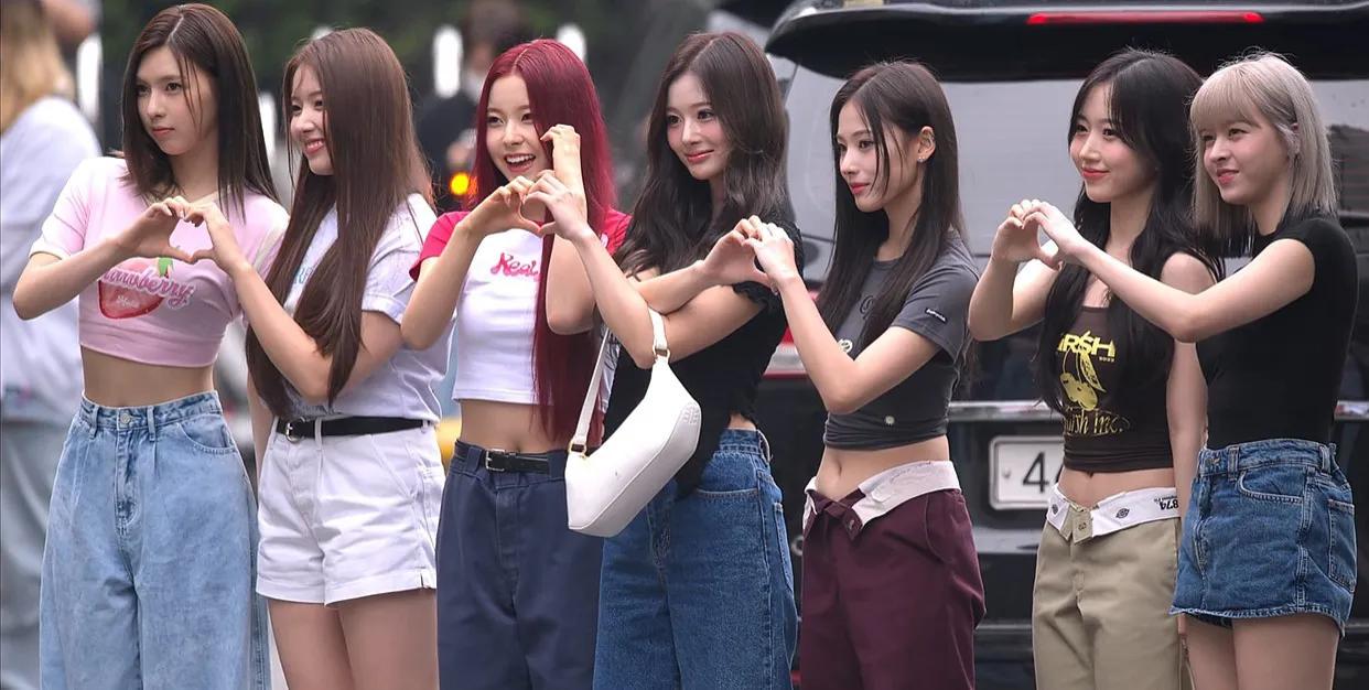 盘龙秀凤：SM出品必属精品，韩国TOP10新生代女团