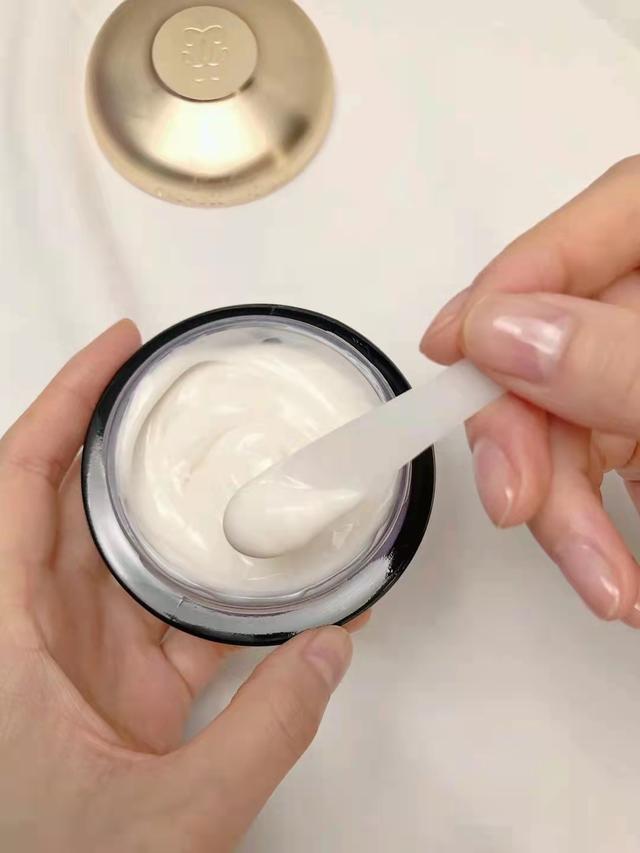 人到老了这四样东西最可靠,人到中年用什么护肤品好