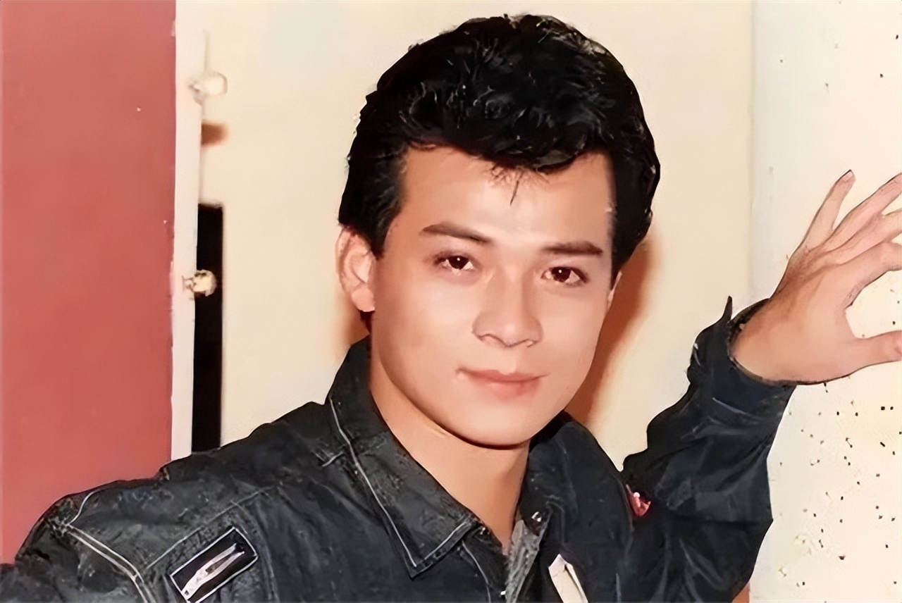 黄日华悼念翁美玲视频,黄日华得知翁美玲去世的消息