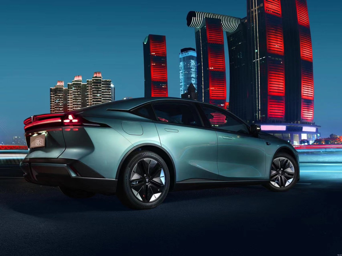 价格最坚挺的7款车2019不降价榜单,这3款车很实惠但必然是靓车