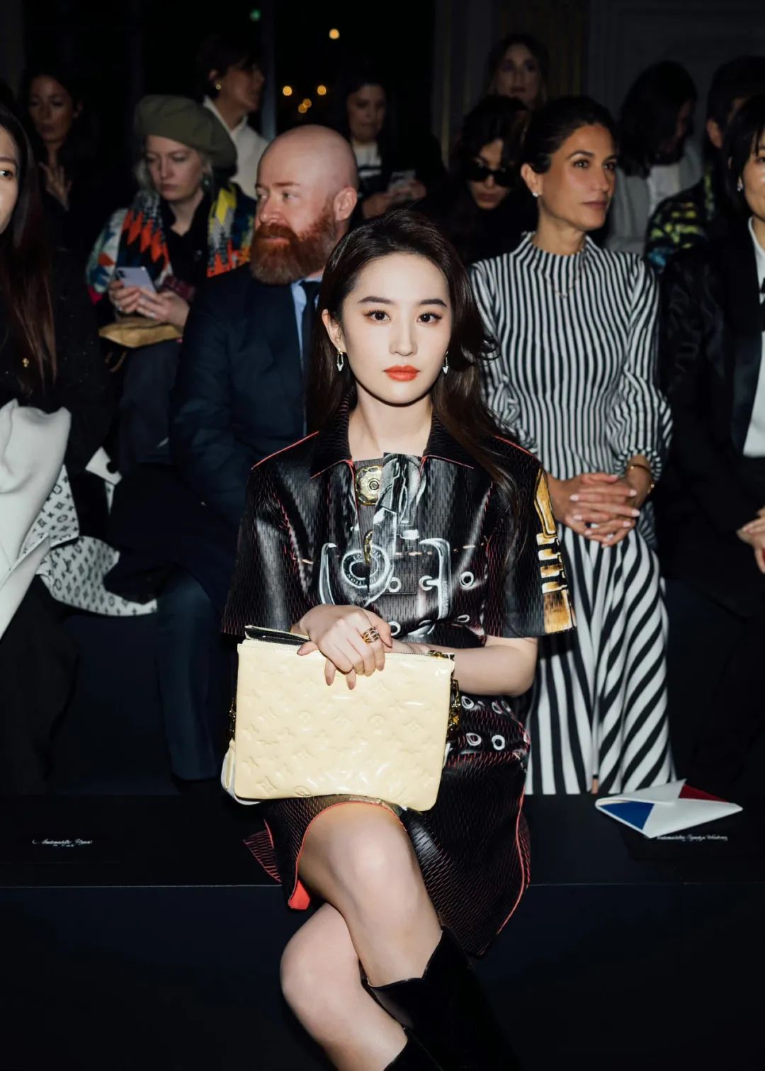 时装周冬季穿搭,时装周造型火出圈