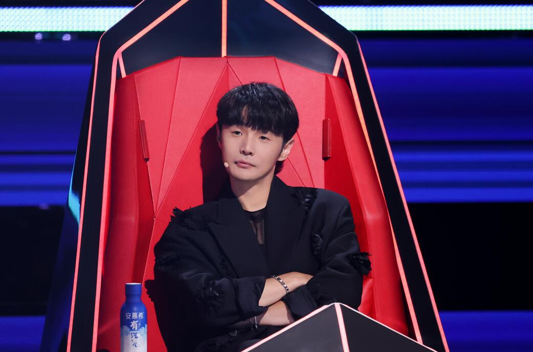 蔡子伊伍珂玥颜值实力大对比,蔡子伊和伍珂玥什么关系