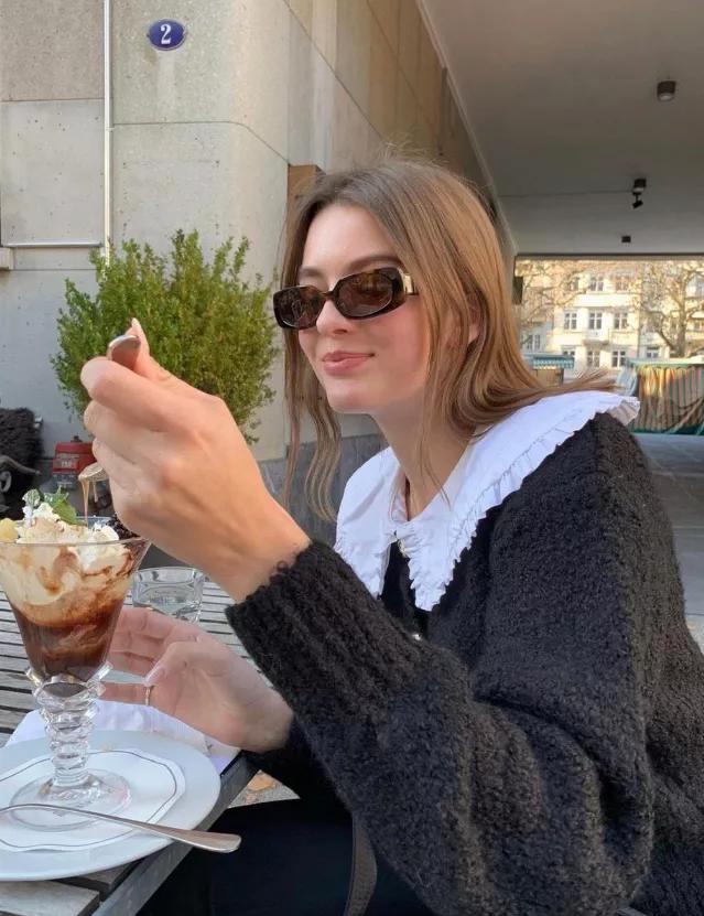 2018年最时髦的毛衣款式,2019年流行穿什么款式的毛衣