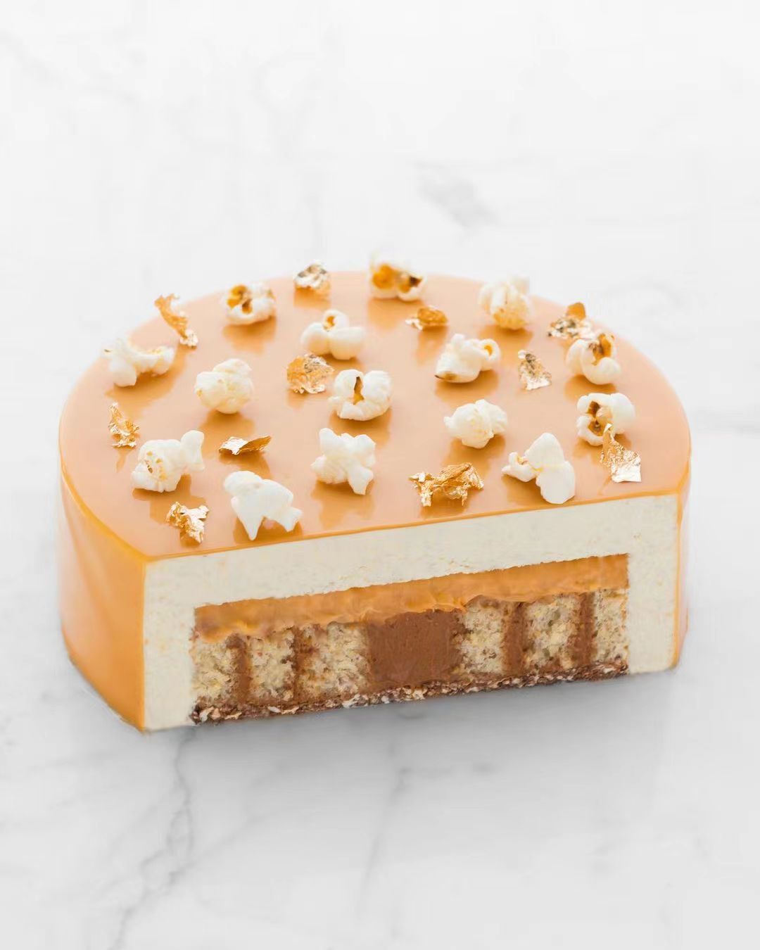 蛋糕切面,蛋糕两层夹心切面图片