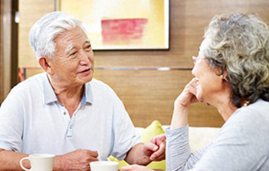 60岁大妈爱上50岁保镖,60岁大妈爱上保镖