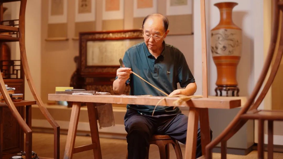 劲霸男装“茄克·龙的传人”中原大秀,看一件中国茄克如何演绎东方气度