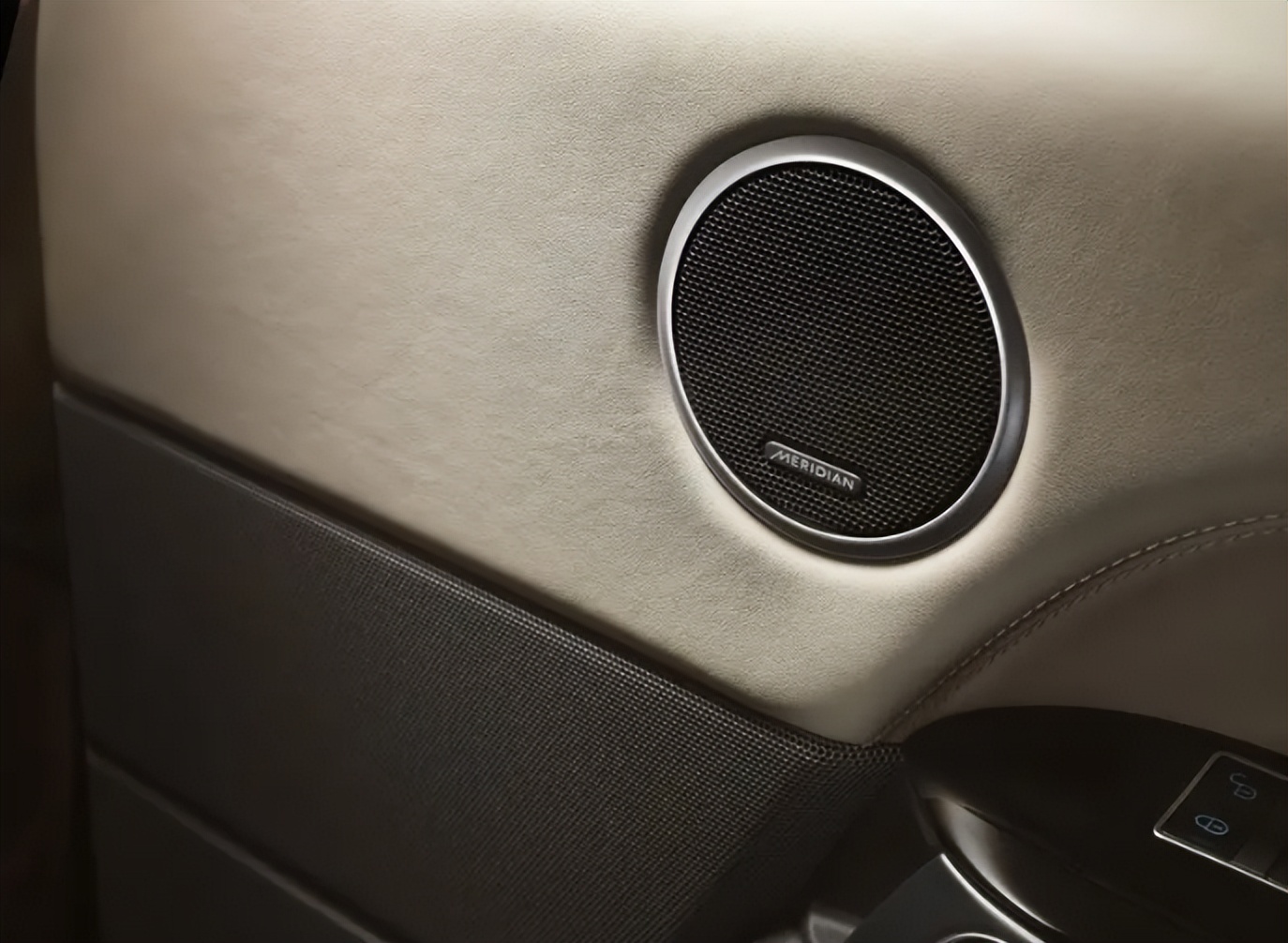 捷豹品牌配备顶级英国之宝音响,捷豹哪个车型配英国之宝音响