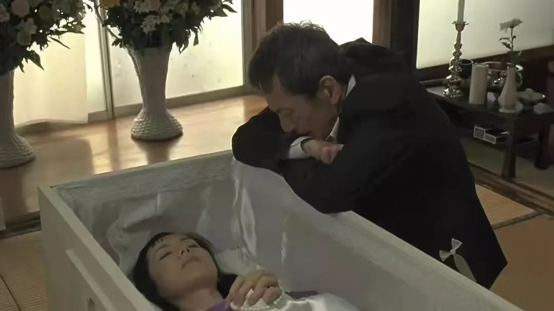 80后入殓师：每年处理5000具遗体，从不参加婚礼，被亲妈嫌弃晦气