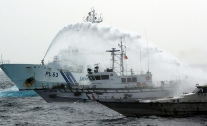 菲律宾南海挑衅，后果严重，马科斯下了三招臭棋，结果全落空！