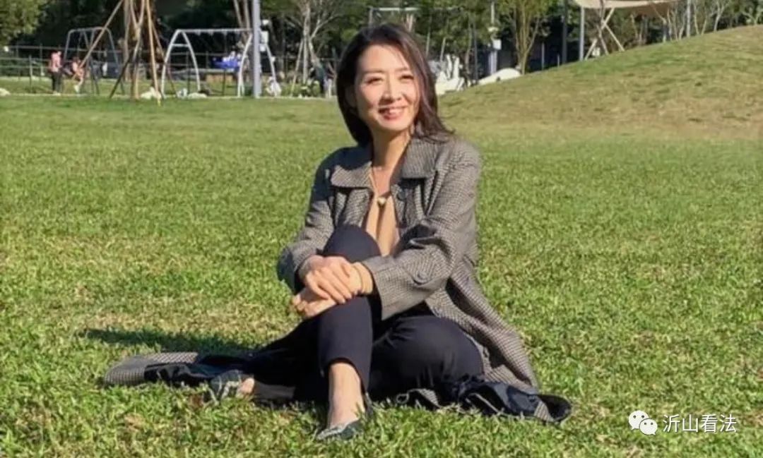 经常放屁有可能是癌症的前兆,屁多以为是排毒其实是癌症