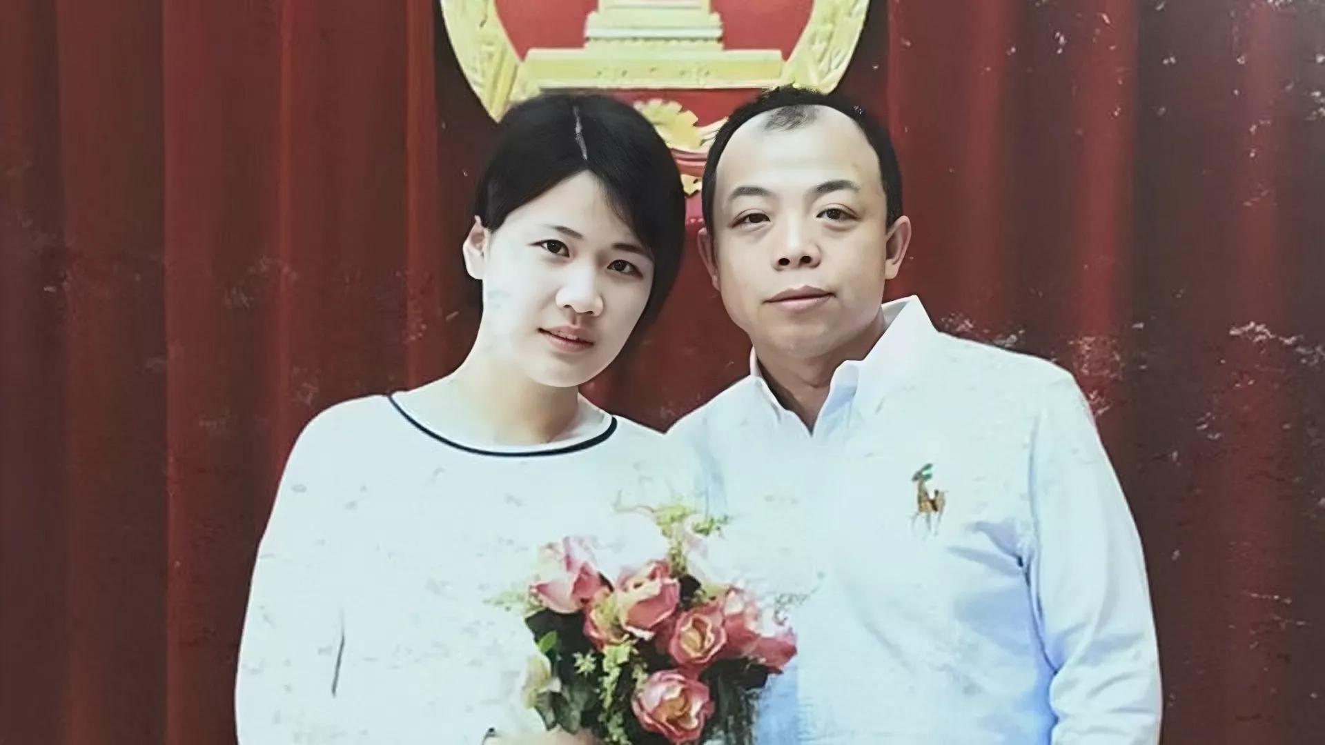 靠捡破烂赚钱暴富的女人,农村妇女捡破烂一年赚了300万