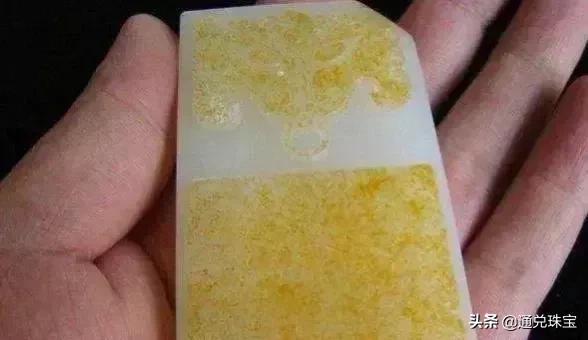 如何鉴定和田玉真假：和田玉里的七大造假之最