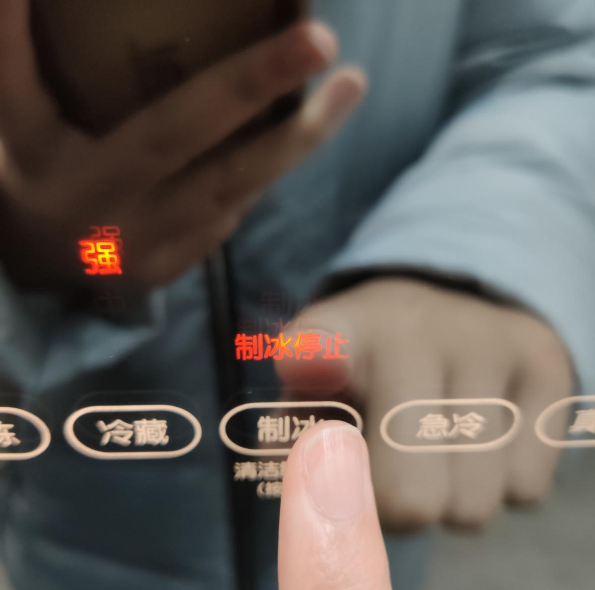 日立冰箱wx650kc对比kw590kc,日立冰箱r-zx750kc和r-zxc750kc的区别