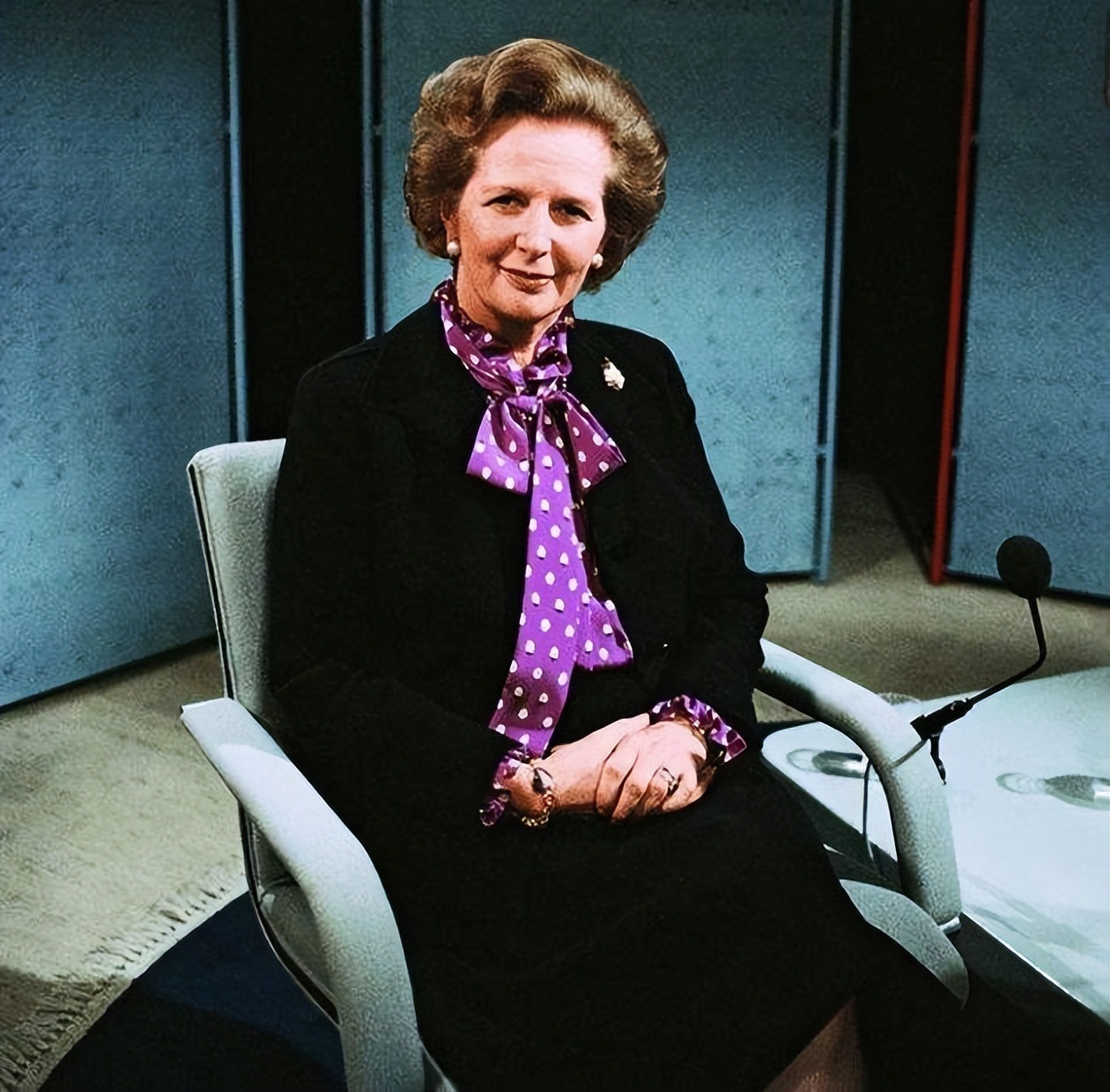 英国军官不解：为何将香港还给中国？2000年英上将一句话道出真相