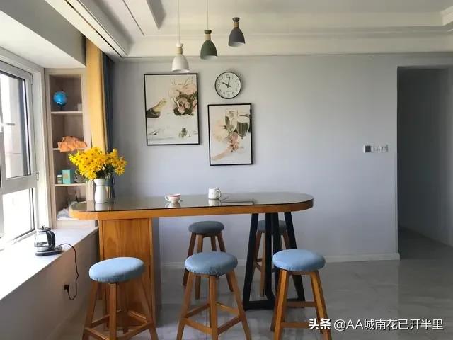 老公先斩后奏花2000多买了这丑不拉几的桌子,我真的好想扔了……