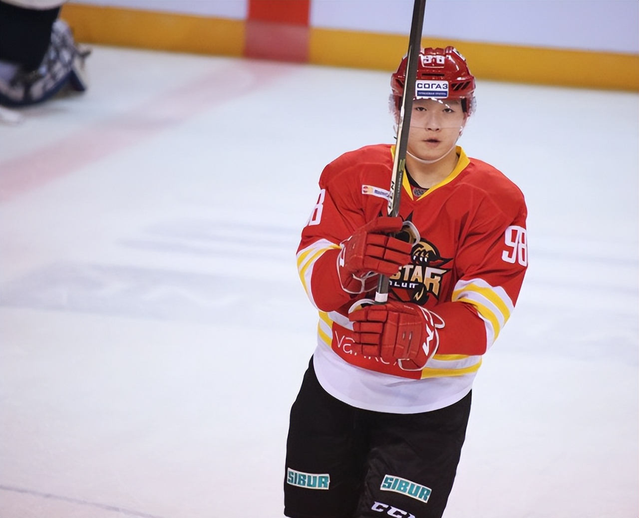 娱乐圈低调的16对明星夫妻,娱乐圈8对离婚夫妻