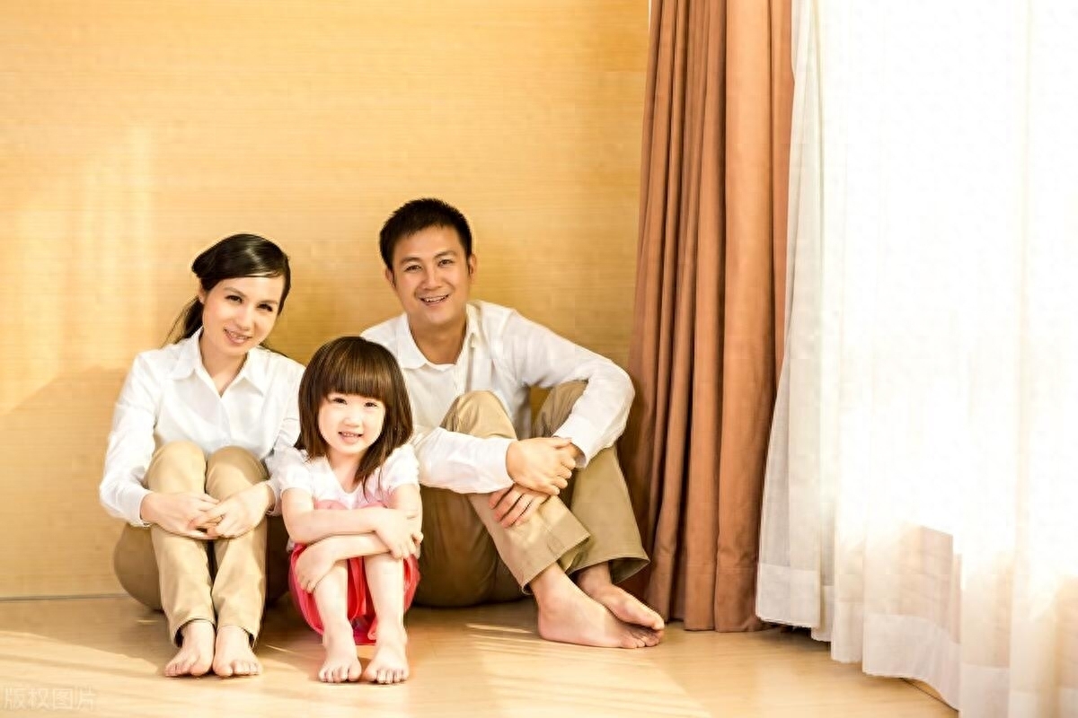 儿媳坐月子婆婆却出门旅游,儿媳坐月子期间婆婆尽心尽力照顾